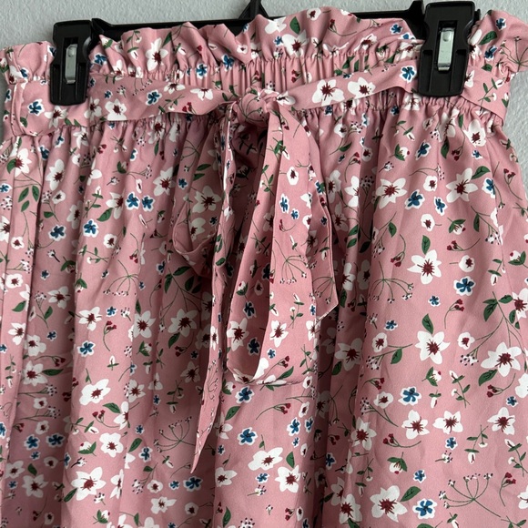 SHEIN Pink Floral A-Line Skirt - Picture 3 of 7